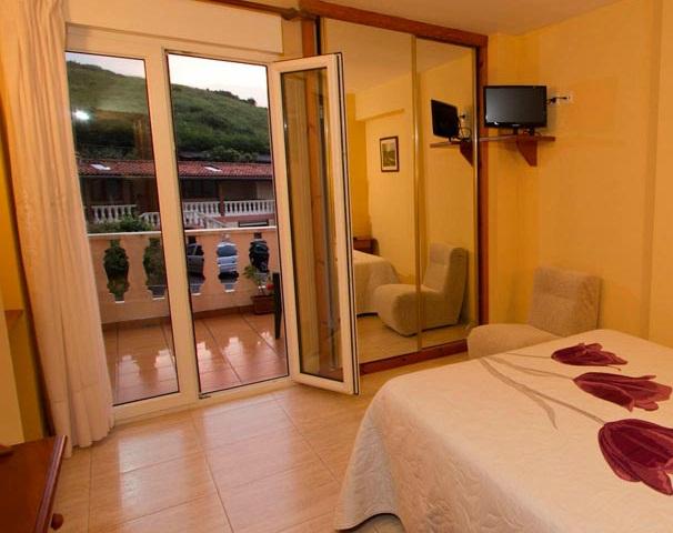 Cóbreces Hotel El Refugio 3 Estrellas חדר תמונה