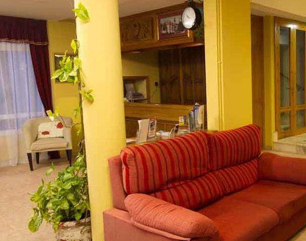 Cóbreces Hotel El Refugio 3 Estrellas מראה פנימי תמונה