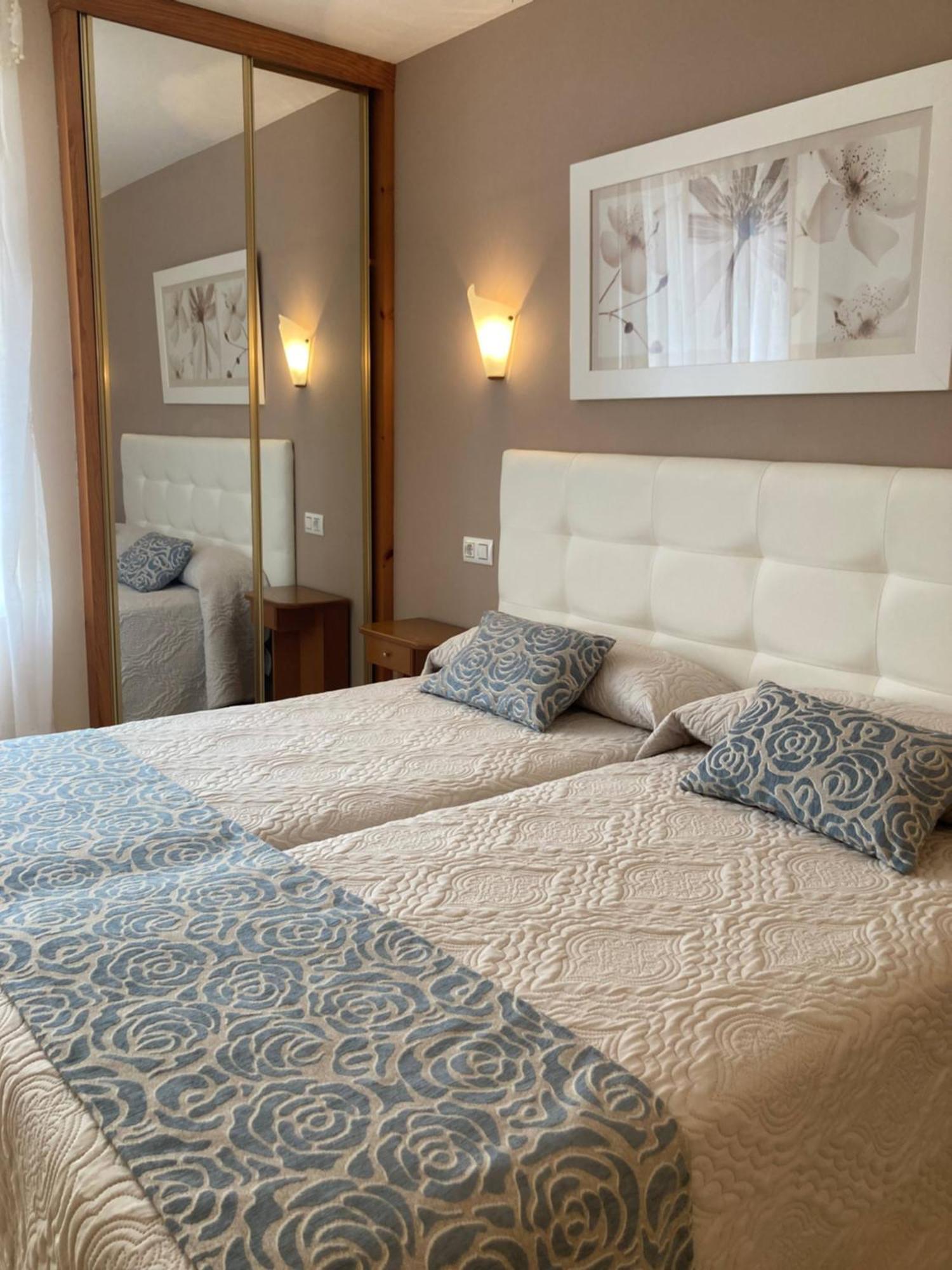 Cóbreces Hotel El Refugio 3 Estrellas מראה חיצוני תמונה