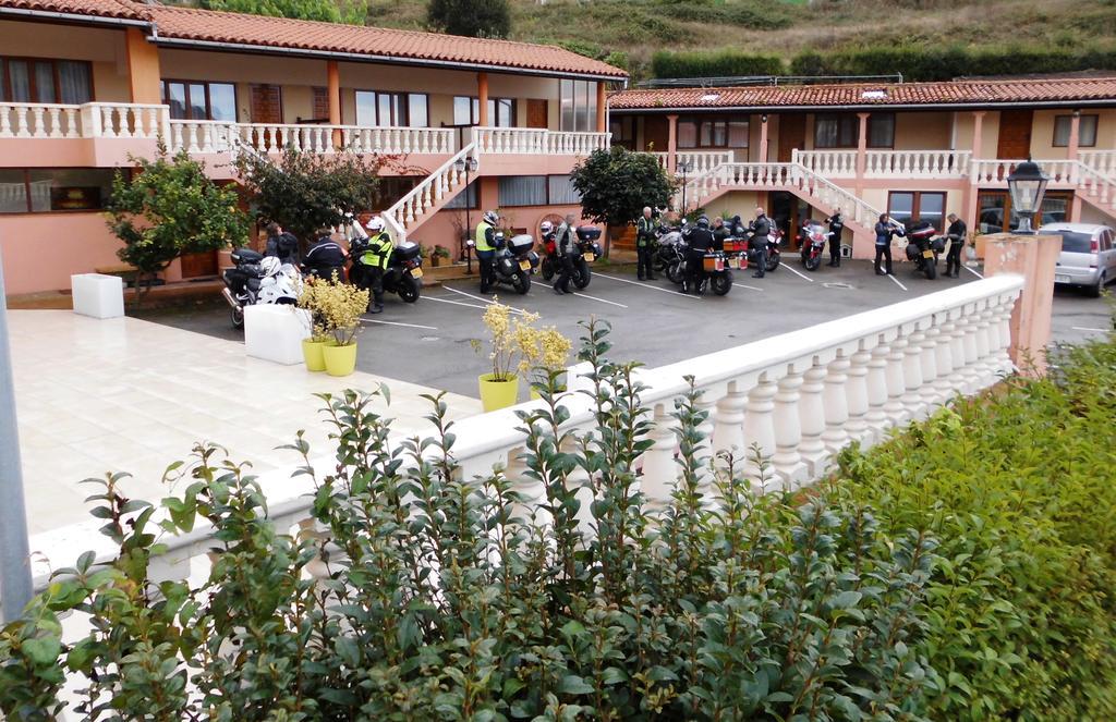 Cóbreces Hotel El Refugio 3 Estrellas מראה חיצוני תמונה