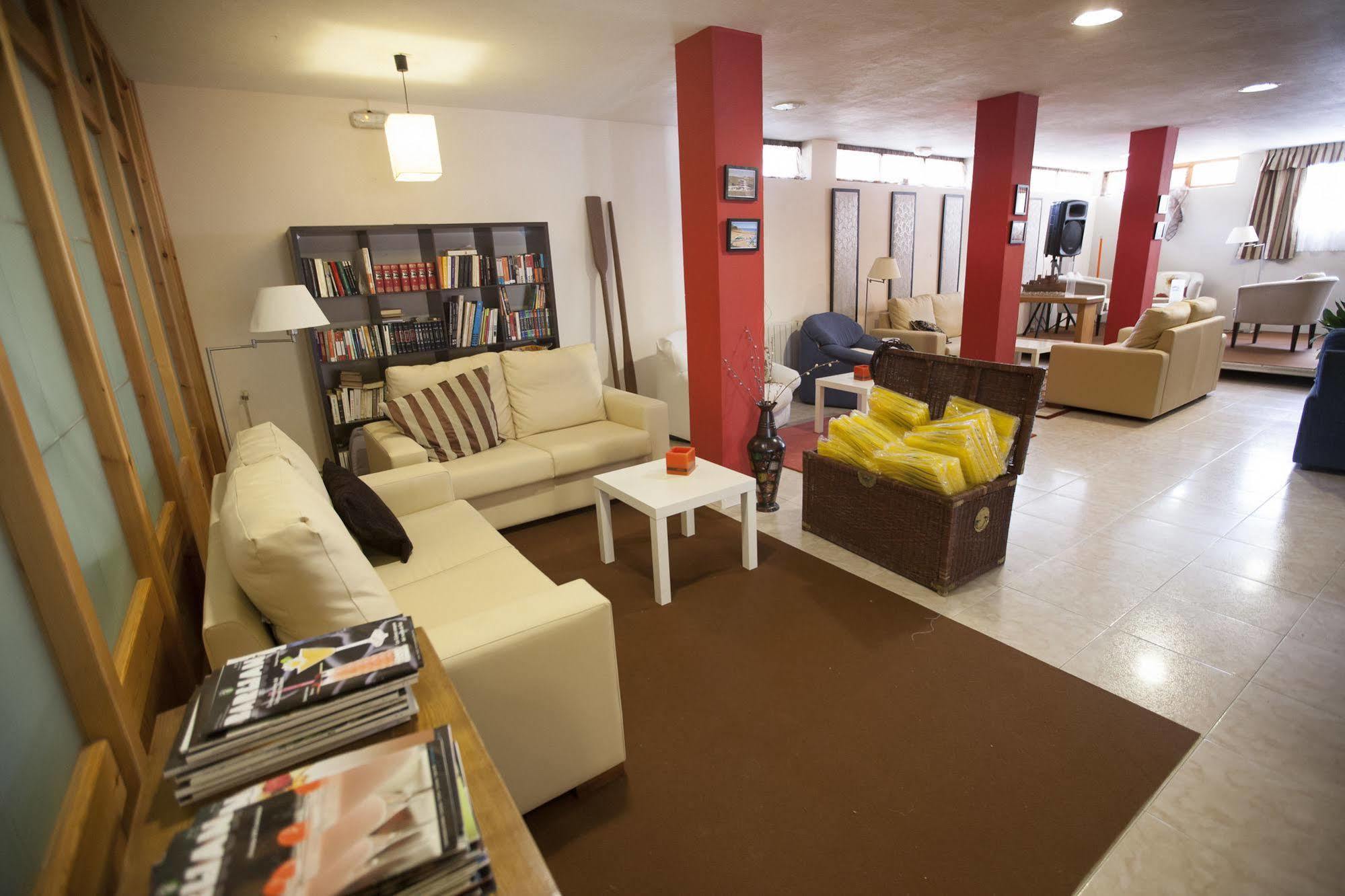 Cóbreces Hotel El Refugio 3 Estrellas מראה חיצוני תמונה