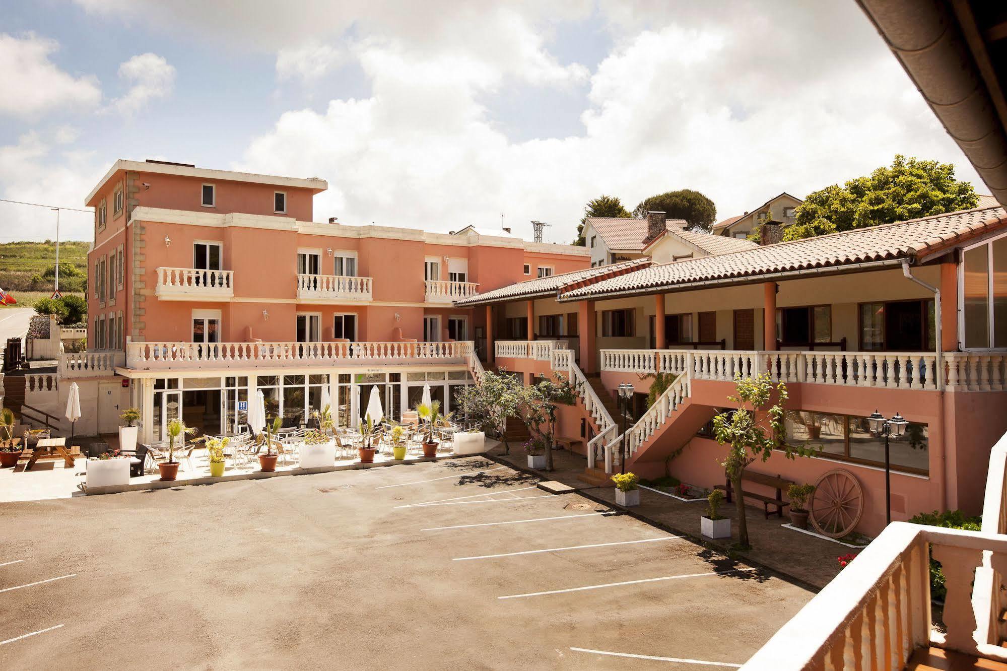 Cóbreces Hotel El Refugio 3 Estrellas מראה חיצוני תמונה