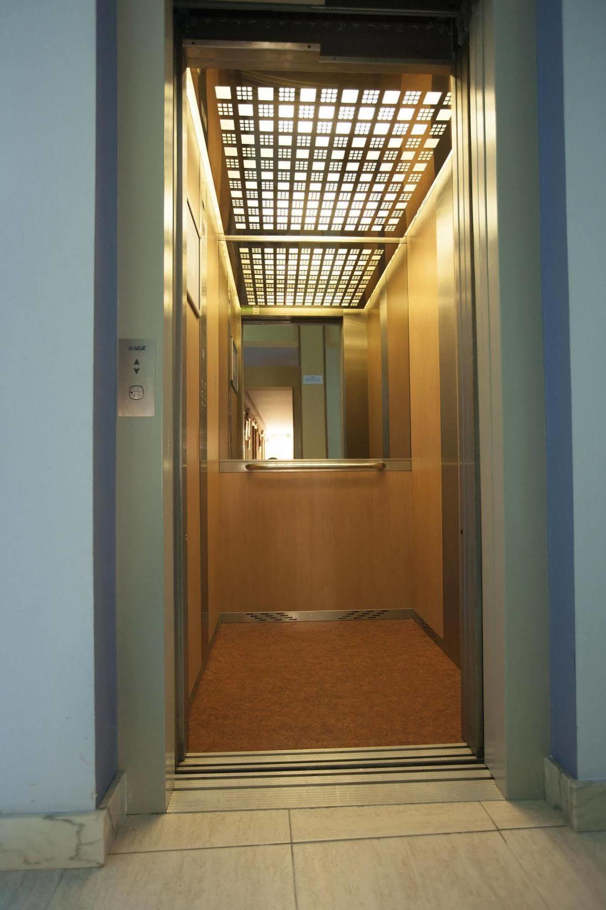 Cóbreces Hotel El Refugio 3 Estrellas מראה חיצוני תמונה