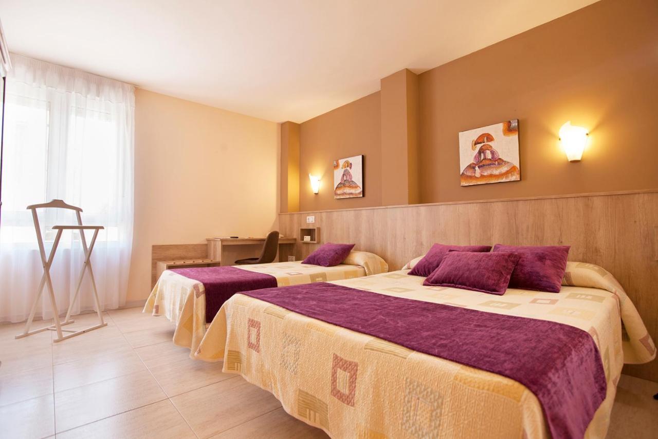 Cóbreces Hotel El Refugio 3 Estrellas מראה חיצוני תמונה