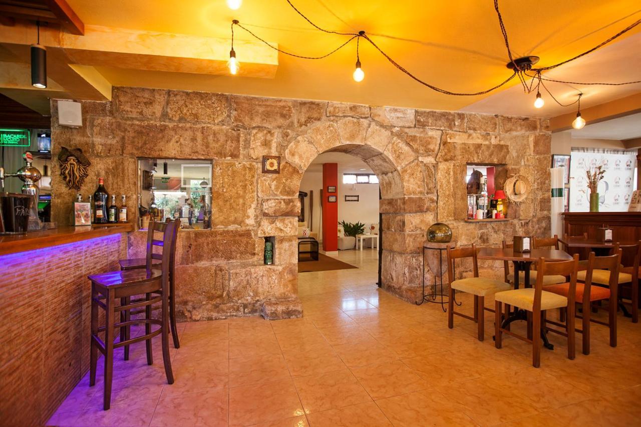 Cóbreces Hotel El Refugio 3 Estrellas מראה חיצוני תמונה